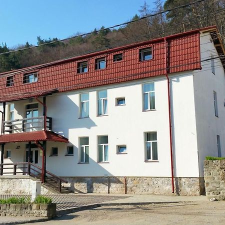Hotel Teilor Caciulata Eksteriør billede